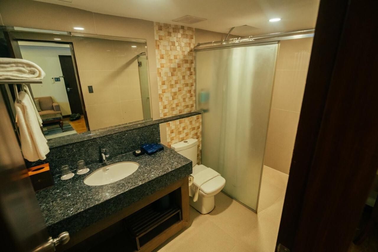Alona By Jpark Island Resort Panglao Extérieur photo